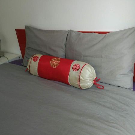 Stylish Flat, 2 Bathrooms And Swimming Pool, Next To The Beach! Sant Adrià de Besòs Eksteriør billede