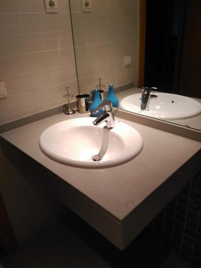 Stylish Flat, 2 Bathrooms And Swimming Pool, Next To The Beach! Sant Adrià de Besòs Eksteriør billede