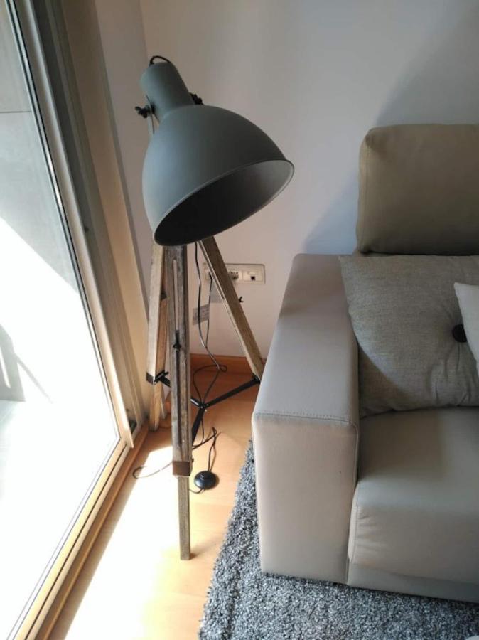 Stylish Flat, 2 Bathrooms And Swimming Pool, Next To The Beach! Sant Adrià de Besòs Eksteriør billede